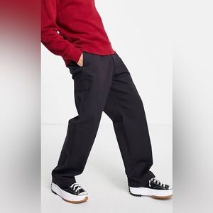 Levi’s loose chino in black